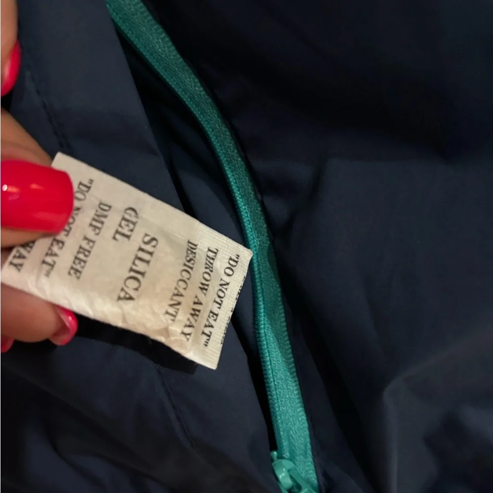 Women’s NWOT Pullover - Picture 6 of 7